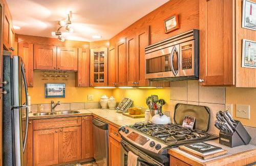 Cozy 2BR cabin near beach with deck fireplace. - Foto 13