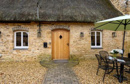 The Studio Cottage - Photo 14