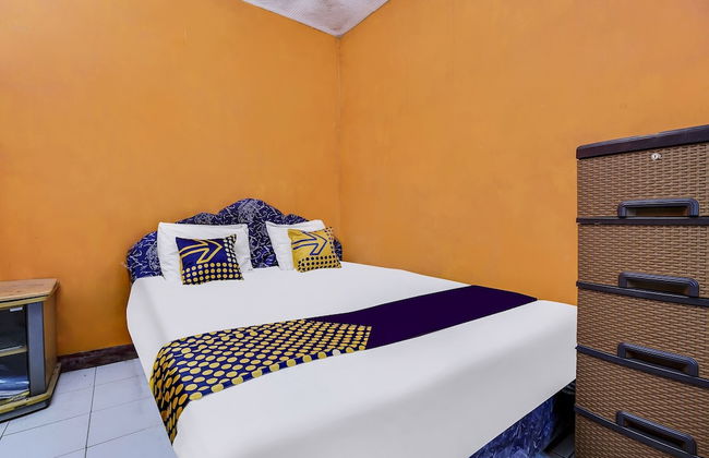 OYO Homes 91006 Eco Tourism Desa Cibodas Areng 5 Syariah - Photo 8