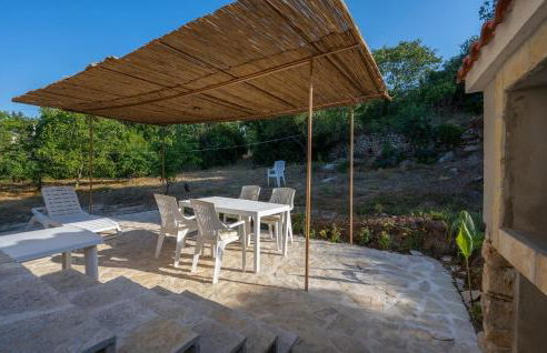 1 Bedroom Gorgeous Apartment In Zlarin - Photo 5