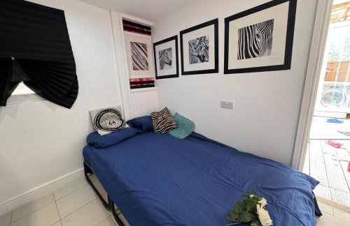 1 Bedroom studio - Photo 2