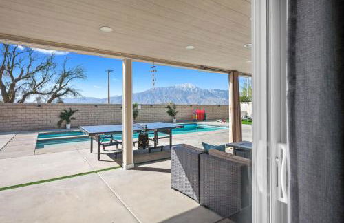 Views, Gameroom, Saltwater Pool & Hot tub, Firepit by MariamsBnb - Foto 76