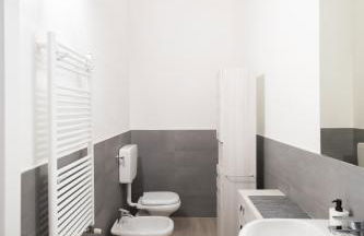 BHH Appartamento Signorini Bologna -wwwbolognaholidayhomecom- Parcheggio Riservato e Giardino - Holiday House Bologna Garden Parking - Foto 61