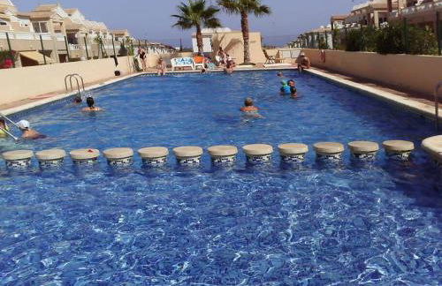 Sunny Getaway in Orihuela Costa - Foto 1