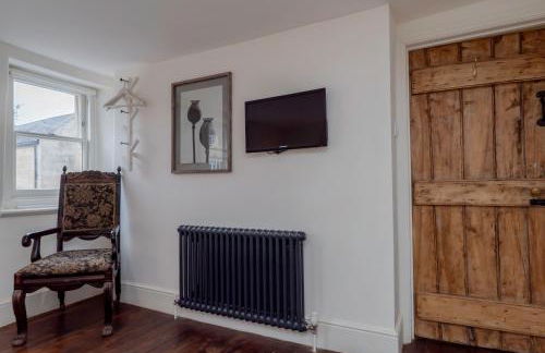 Heron Stays Bath- Boutique Period Group Properties, Parking for 4 Cars, Just 3 Miles to Bath Central, Sleeps 14 - Photo 27