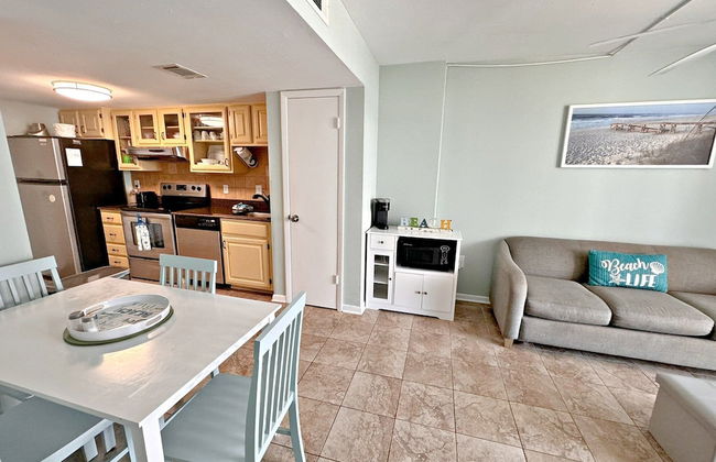 Gulf Shores Surf & Racquet Club - Photo 3