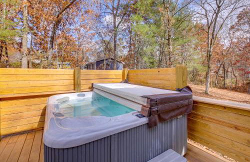 Pet-Friendly Chattanooga Cabin with Hot Tub and Kayaks - Foto 18