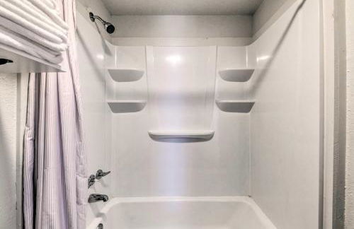 Outlaws Cabin about 8 Mi From Grindstone Lake! - Foto 14