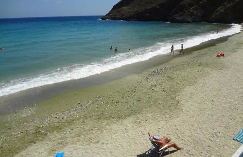 In front of the Beach. - Photo 30