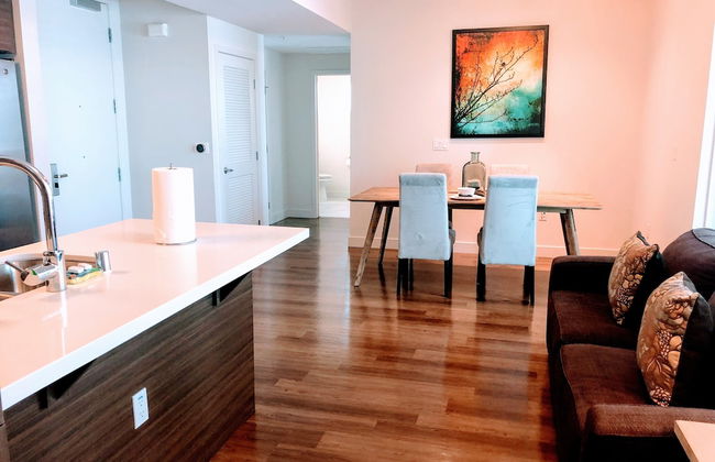 Resort Style Suites in Downtown LA - Foto 25