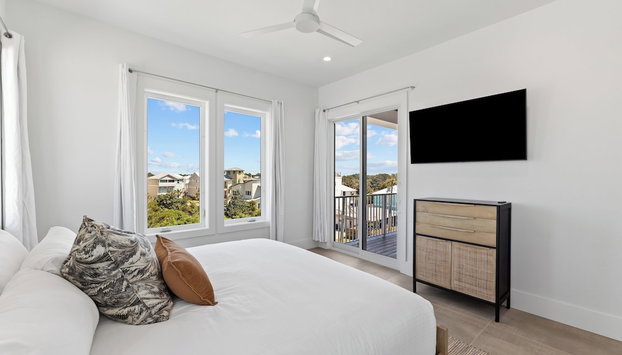 Emerald Sunset by Avantstay 9bdr Villa Pool+game Room+rooftop+walk to Beach - Foto 5, Habitación