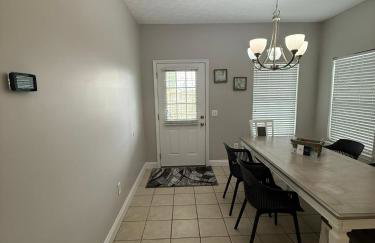 Beach Days, Nightlife Nights, East End of PCB - Foto 13