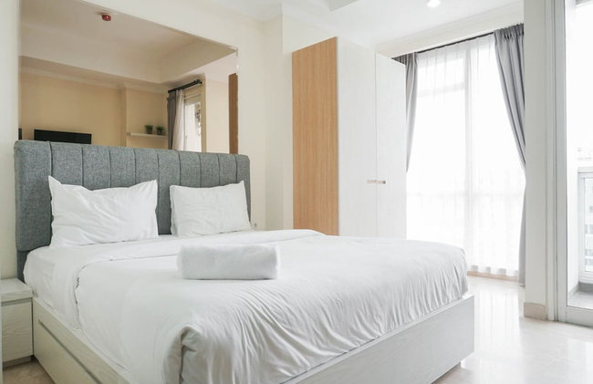 Best Studio with Pool View at Menteng Park Apartment - Photo 1
