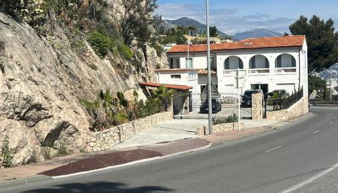 Maison Chez Nous - villa à 10min de Monaco - Foto 2