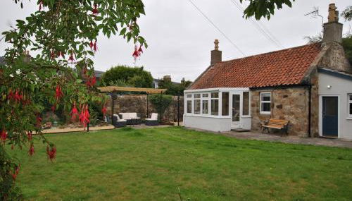 Carpenters Cottage- coastal stay with garden - Foto 2, Garden