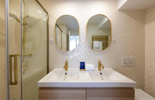 Le Marais - Iconic Penthouse with Balcony - Foto 16