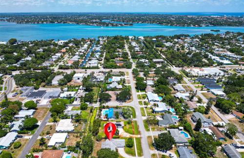 Putting Green - Heated Pool - Jupiter Escape - Photo 17