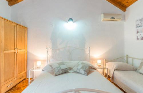 Apartmani Bugenvilija - Foto 12