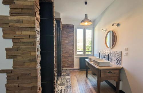 Maison rénovée avec piscine, parc arboré et proche de la gare à Chamalières-sur-Loire - FR-1-582-469 - Foto 20