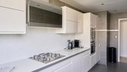 Appartement Moderne 4 pièces Nice-Ouest - Foto 3