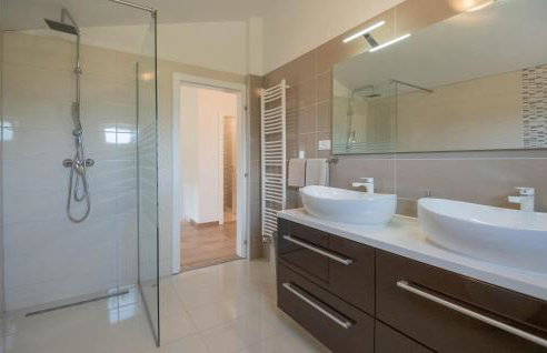 Beautiful Home In Kamen Most - Foto 34