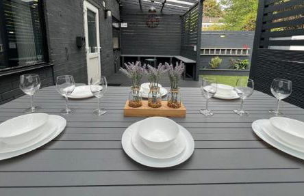 MODERN SUITES -5 Bedroom House- With FREE PARKING Birmingham city - Foto 66