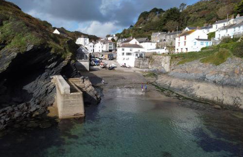 Beach Hill Cottage - Photo 24