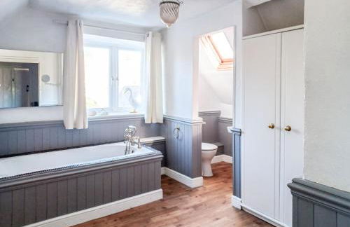 Ellinor House - Photo 14