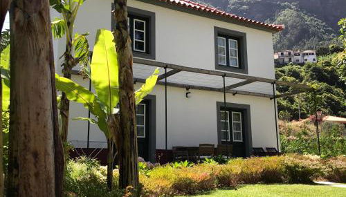 Casa Oliveira Esmeraldo - Guest Houses - Foto 2, Garden view