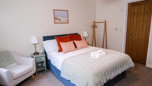 Epiphany House - Photo 4