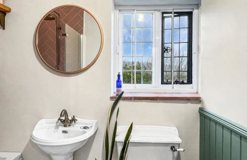 Bossington Green Cottage - Photo 17