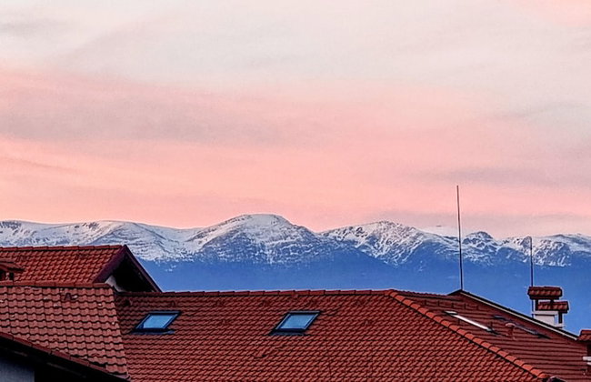 Mountain Paradise 1 - 1 Bedroom South Facing Balcony - 300mbps Wi-fi - Photo 16