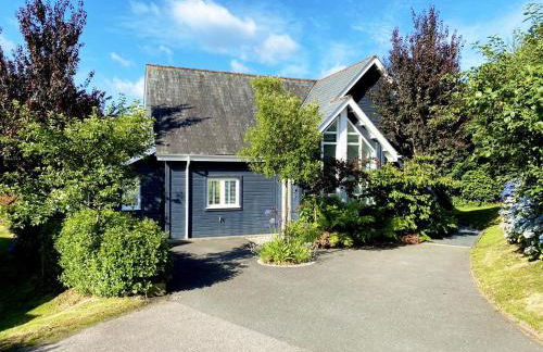 Trewhiddle Retreat V9 by Together Travel - Luxury 4-Bedroom Villa - Foto 2