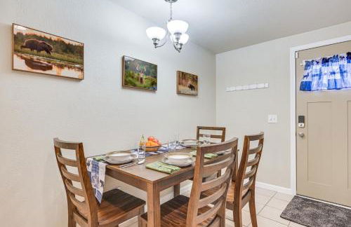 Family-Friendly Cottage with Playground in Centralia - Photo 11