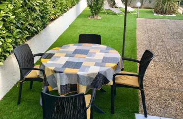 GuestHouse La Costière - logements indépendants - espace piscine jacuzzi - Foto 48