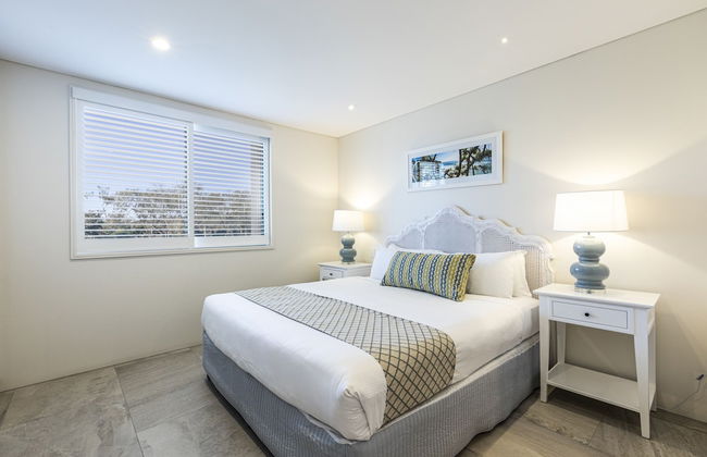 Bay Royal Apartments - Photo 10