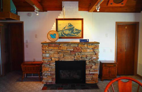 Cavalier Cottage - Private Lakefront w Kayaks! - Foto 15