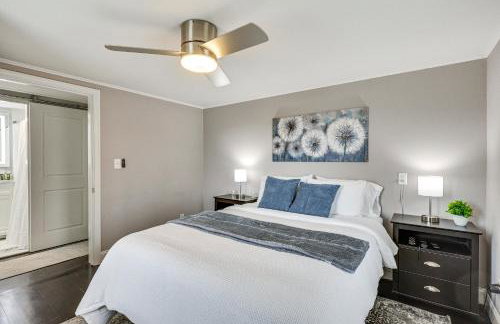 Modern Terryville Cottage with Deck and Lake View! - Foto 19