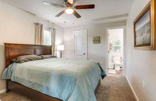 Riverfront Family Retreat w/ Yard in Saint Amant - Foto 13