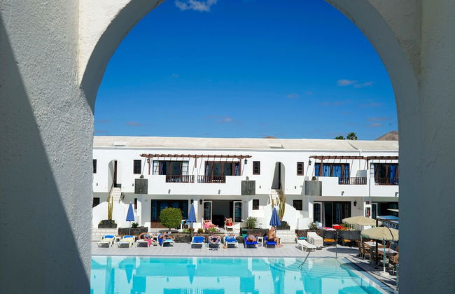 Apartamentos Plaza Azul - Photo 41