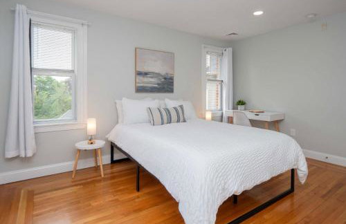 Jennifer's Cozy Apt Brown U Athletic Field Views - Foto 6