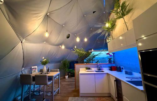 Sunridge Geodome with private Hot tub - Foto 30