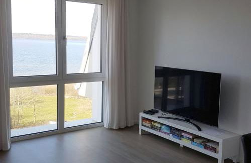 Neubau-Ferienwohnung mit Panorama-Seeblick - Foto 4