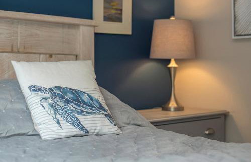 Robin Hill - Photo 18