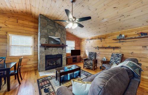 Misty Mountain Retreat - Photo 3