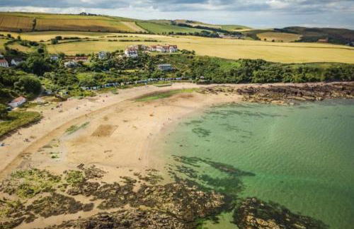 Romantic luxury Cottage right next to the ocean - Photo 14