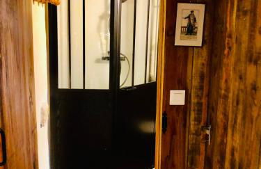 La petite Maison du Bonheur & Jacuzzi - Photo 22