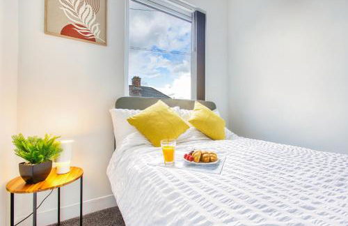 Modern 3-Bed Home Sleeps 6 with Parking & Fast WiFi Perfect for Contractors & Long Stays - Foto 20