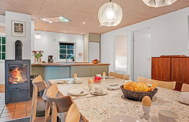 5 bedroom House in Sønderho with terrace and sauna - Photo 25