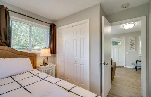 Cozy Roseburg Home with Fire Pit and Gas Grill! - Foto 9